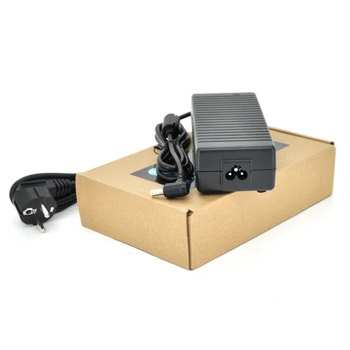 Адаптер питания Merlion для ноутбука HP 19V 6.32A 120W 5.5х2.5мм + каб.живл. (LHP120/19-5.5*2.5/00156)