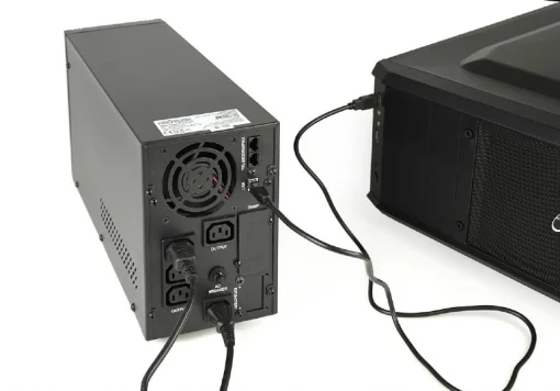 Джерело безперебійного живлення EnerGenie EG-UPS-PS2000-01 2000VA, Line Int., AVR, 3xIEC, метал