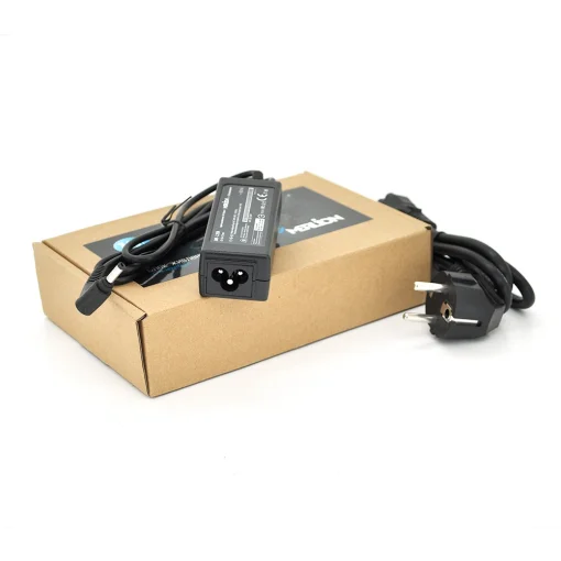Адаптер питания Merlion для ноутбука Lenovo 20V 2.25A 45W 4.0х1.7мм + каб.живл. (LLN45/20-4.0*1.7/02166)