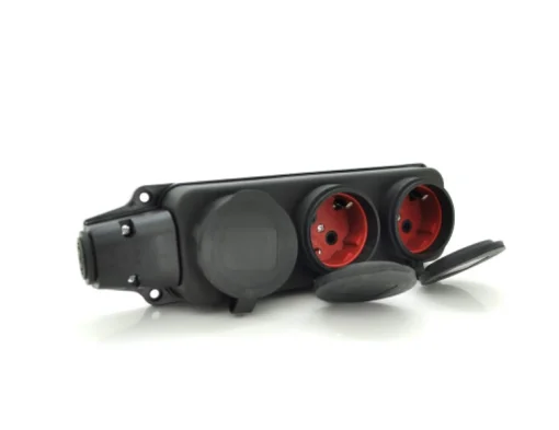 Колодка PiPo PP/SP-3133/3/44/16B, 16А, 220-240В, IP44, с заглушкой, с заземлением 3 гнезда, каучук, черный