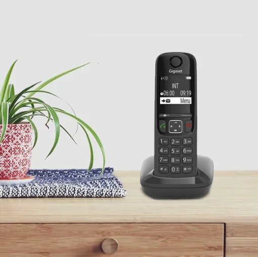 Радиотелефон DECT Gigaset AS690 Black (S30852-H2816-S301)