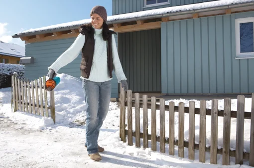 Разбрасыватель ручной Gardena Small для соли и песка (03255-30.000.00)