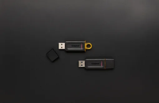Флэш-накопитель USB3.2 128GB Kingston DataTraveler Exodia Black/Yellow (DTX/128GB)