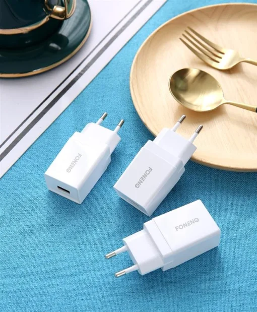 Сетевое зарядное устройство для Foneng K210 Charger (1USBх2.1A) White (K210-CH)