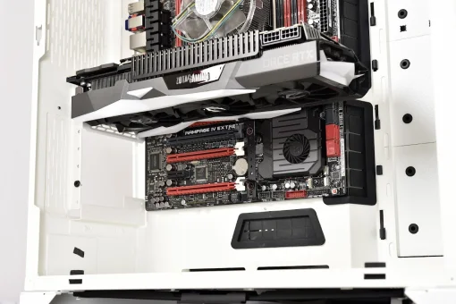 Комплект фиксирующий для видеокарты Lian Li VGA anti-sag bracket (G89.GB-001X.00)