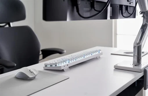 Игровая поверхность Razer Pro Glide (RZ02-03331500-R3M1)