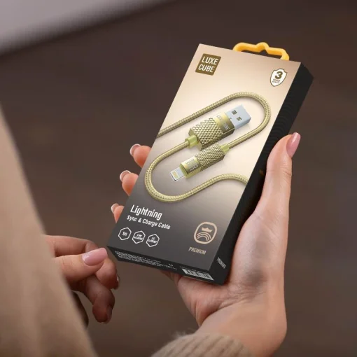 Кабель Luxe Cube Premium USB-Lightning, 1м, золотой (8886668686150)