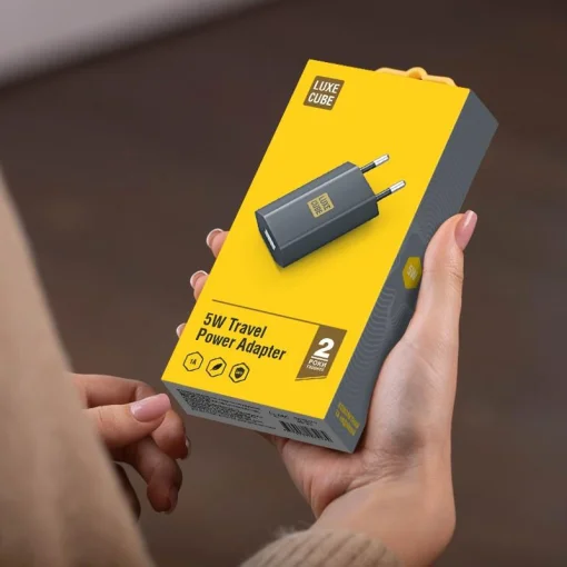 Зарядное устройство для Luxe Cube 1USB 1A Black (7775557575174)