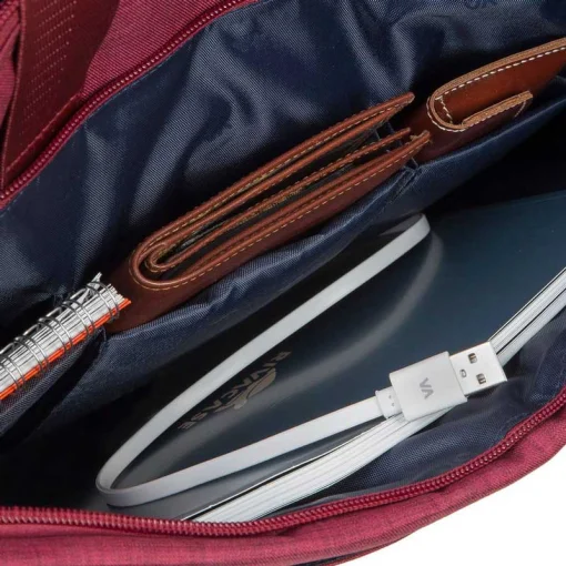 Сумка для ноутбука 15.6" RIVACASE Biscayne 8335 Red